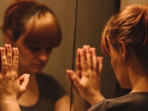 Eisoptrofobia, el miedo a verse reflejado en un espejo